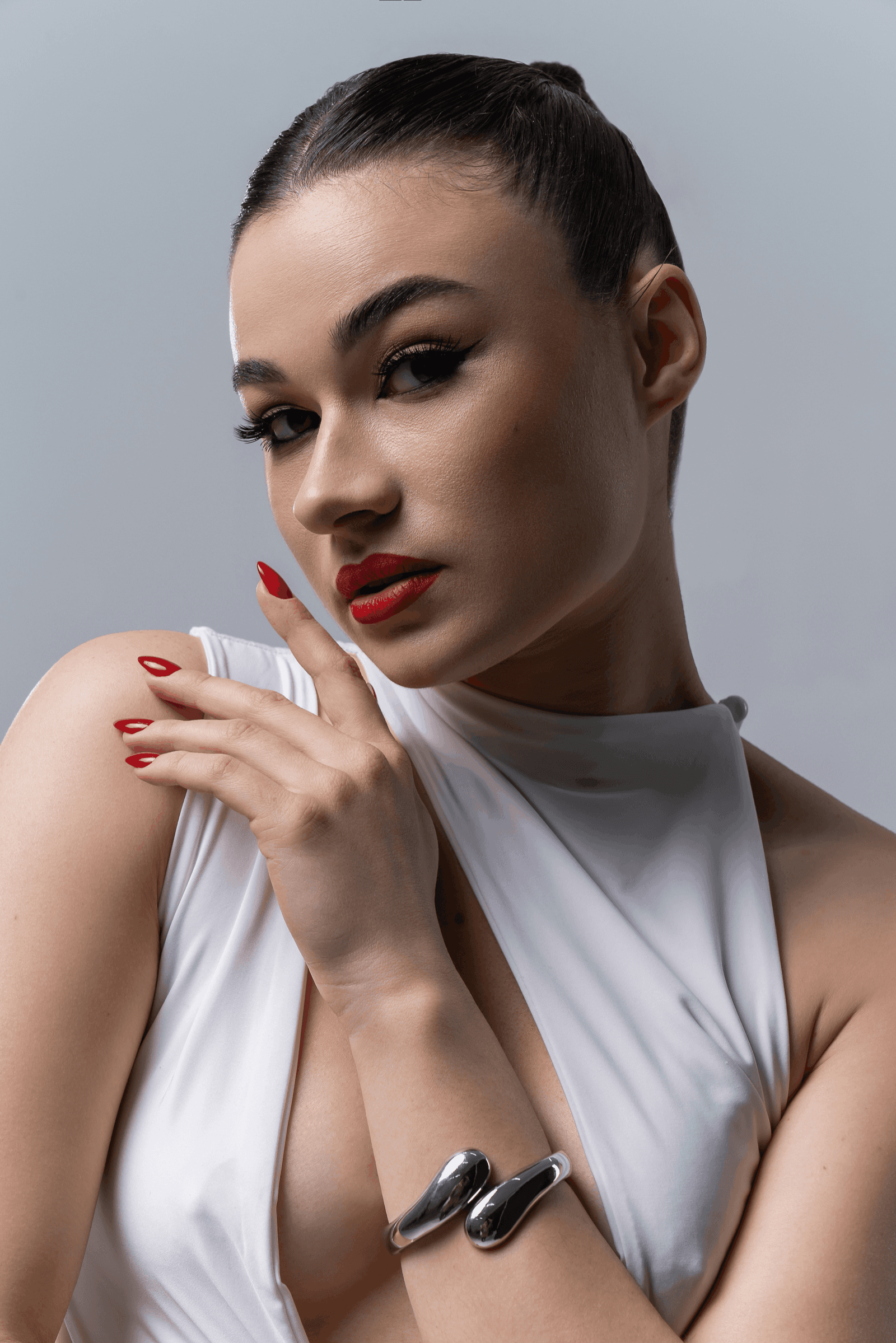 Yevheniia Humanenko — fashion photograph 6