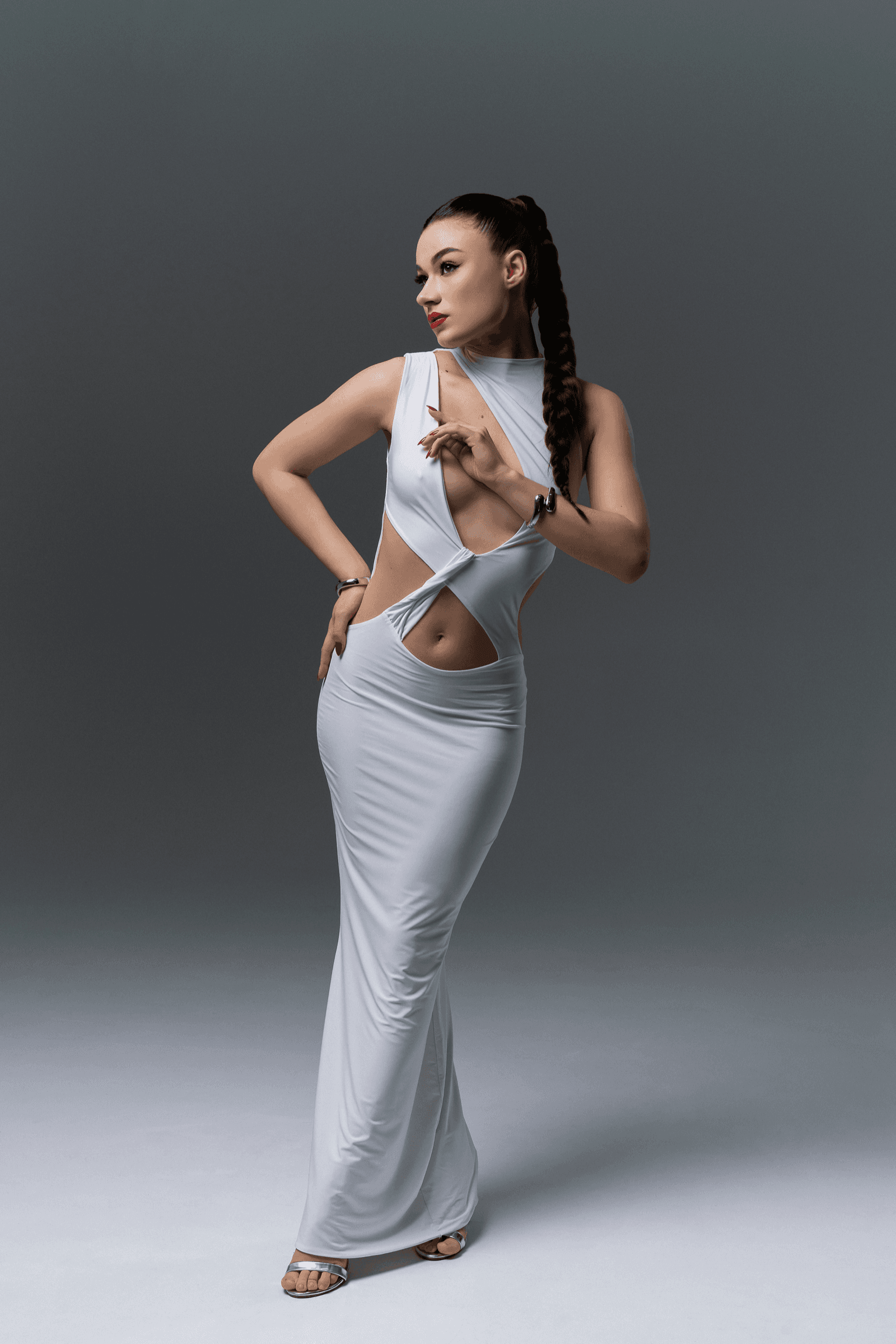 Yevheniia Humanenko — fashion photograph 8